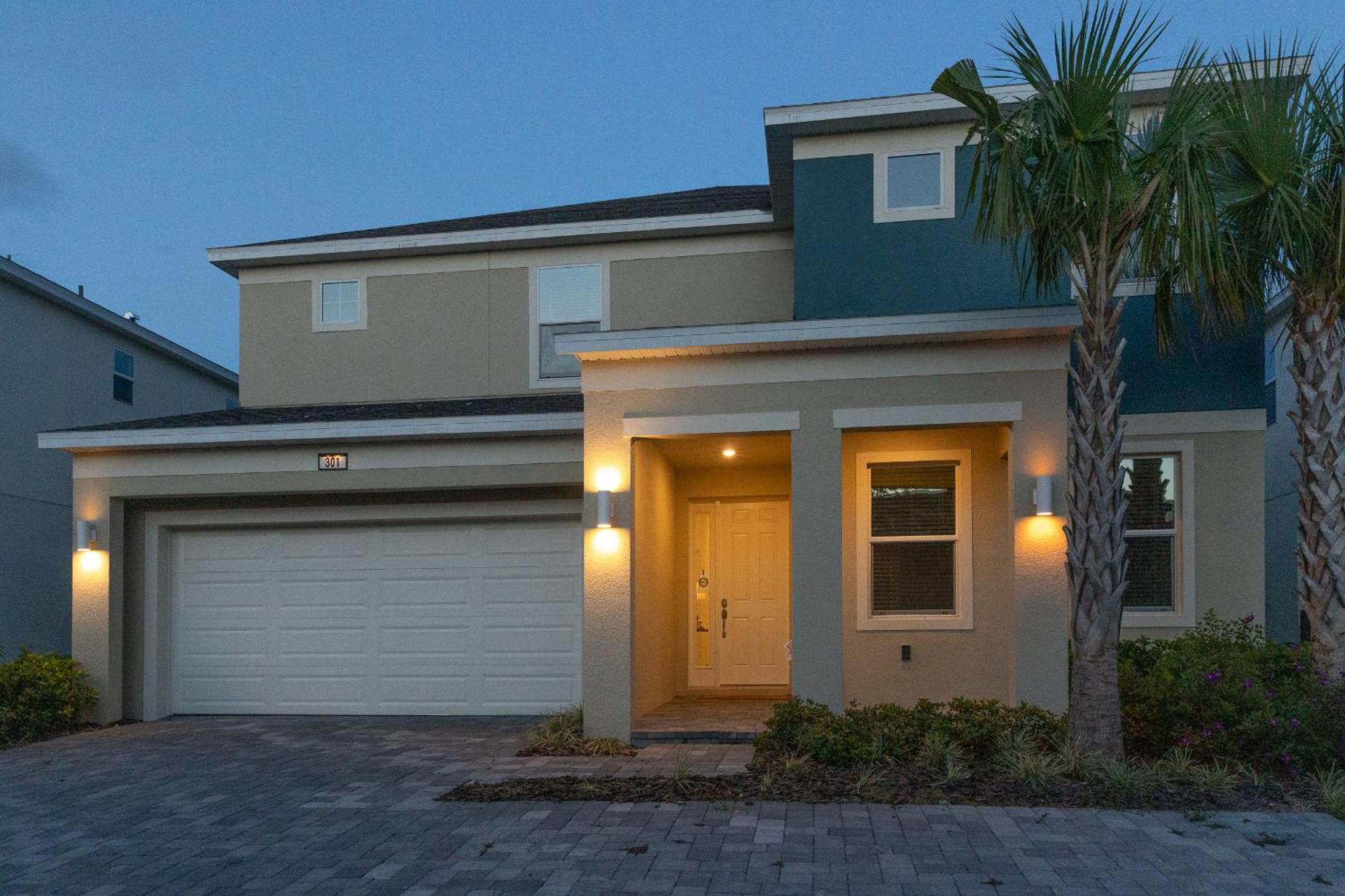 Waterfront Brand New Modern Luxury 8 Bedroom Pool House! Sleeps 16 كيسيمي المظهر الخارجي الصورة